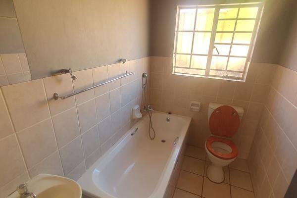 To Let 3 Bedroom Property for Rent in Dorandia Gauteng