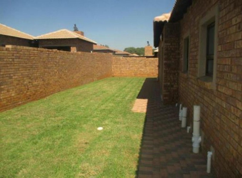 3 Bedroom Property for Sale in Denneoord Gauteng