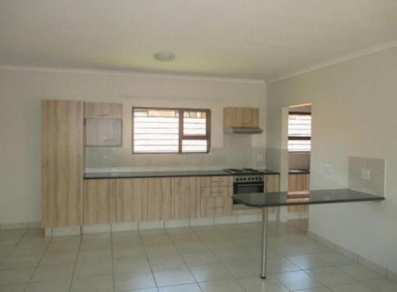 3 Bedroom Property for Sale in Denneoord Gauteng