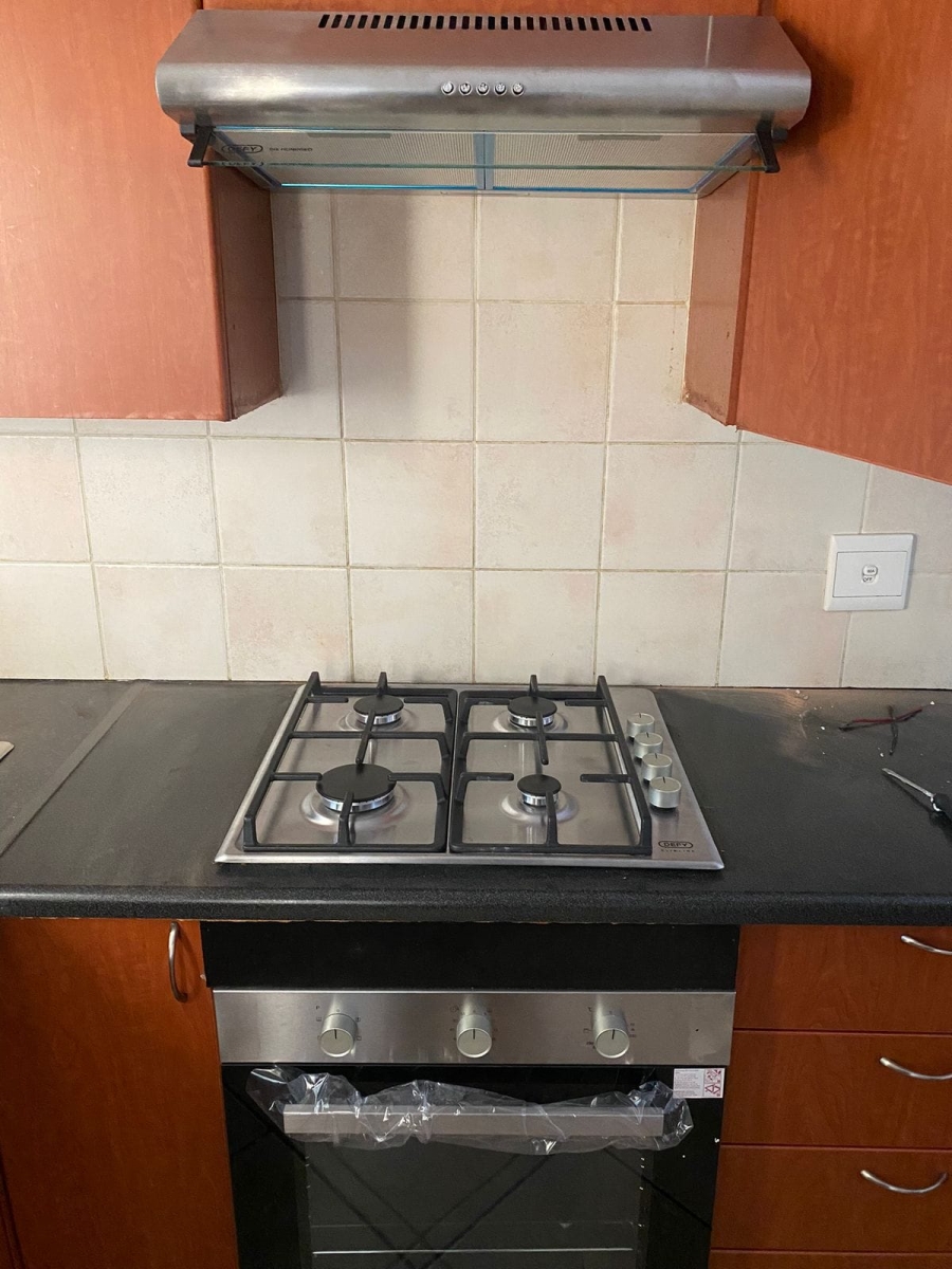 To Let 2 Bedroom Property for Rent in Kyalami Gauteng