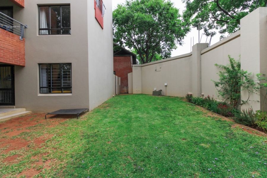 1 Bedroom Property for Sale in Bryanston Gauteng