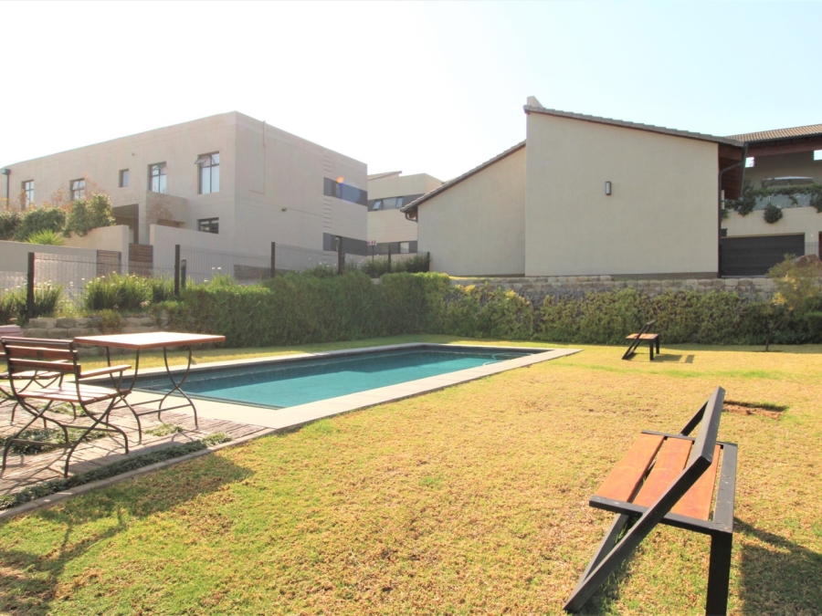 To Let 3 Bedroom Property for Rent in Bryanston East Gauteng