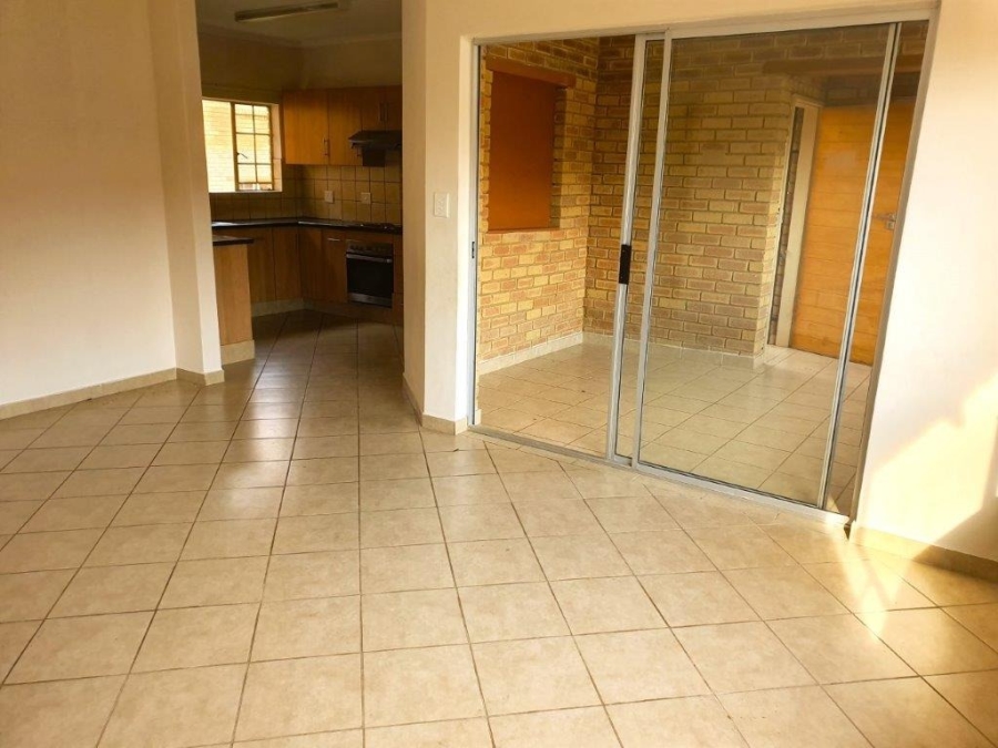 To Let 2 Bedroom Property for Rent in Olympus AH Gauteng