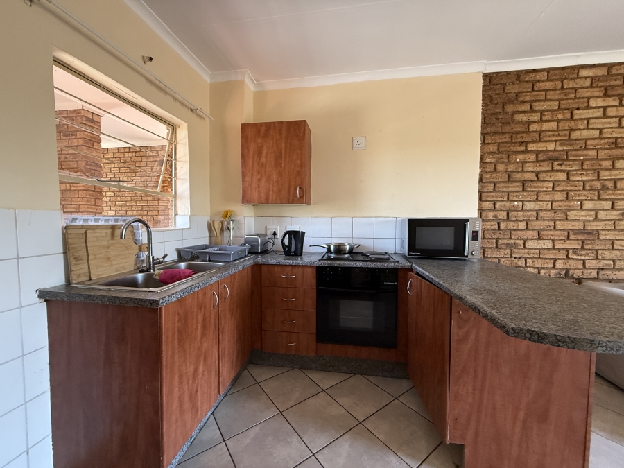 2 Bedroom Property for Sale in Honeydew Gauteng