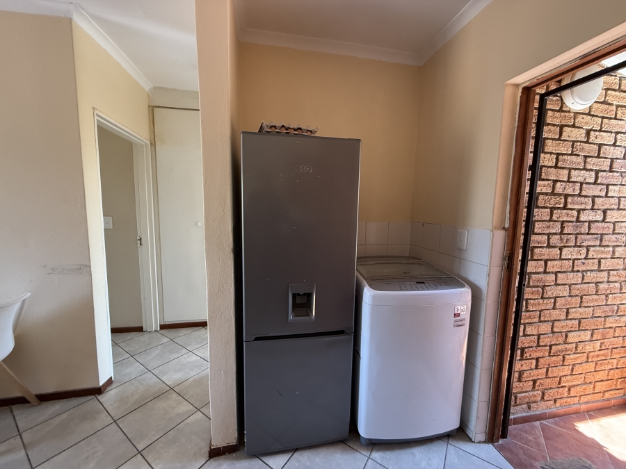 2 Bedroom Property for Sale in Honeydew Gauteng