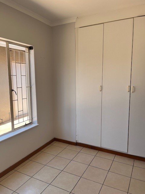 7 Bedroom Property for Sale in Eden Glen Gauteng