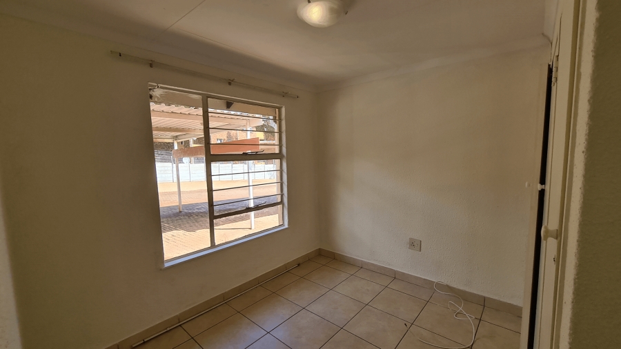 To Let 2 Bedroom Property for Rent in Sunninghill Gauteng