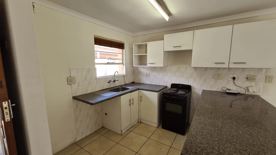 To Let 2 Bedroom Property for Rent in Sunninghill Gauteng