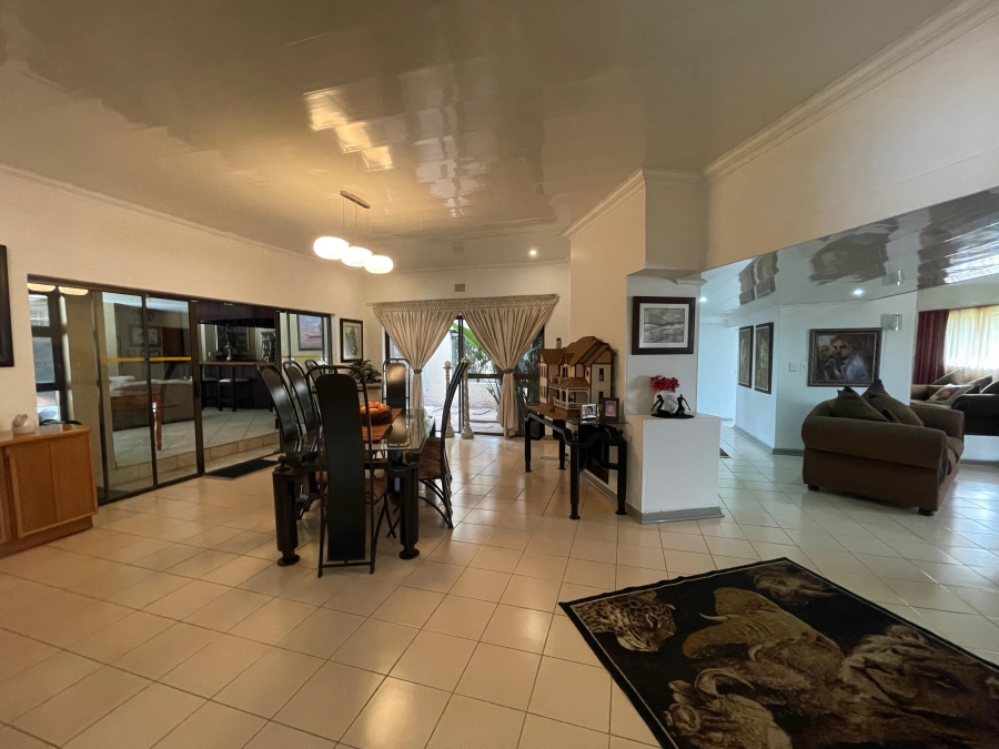 4 Bedroom Property for Sale in Three Rivers Proper Gauteng