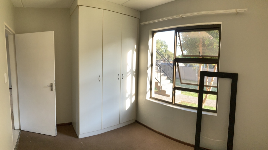 2 Bedroom Property for Sale in Parkrand Gauteng