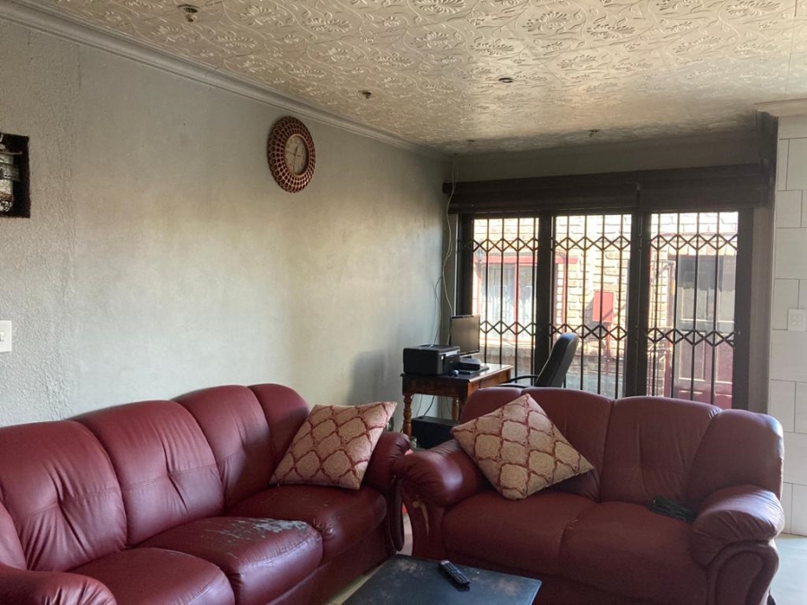 3 Bedroom Property for Sale in Moretele View Gauteng