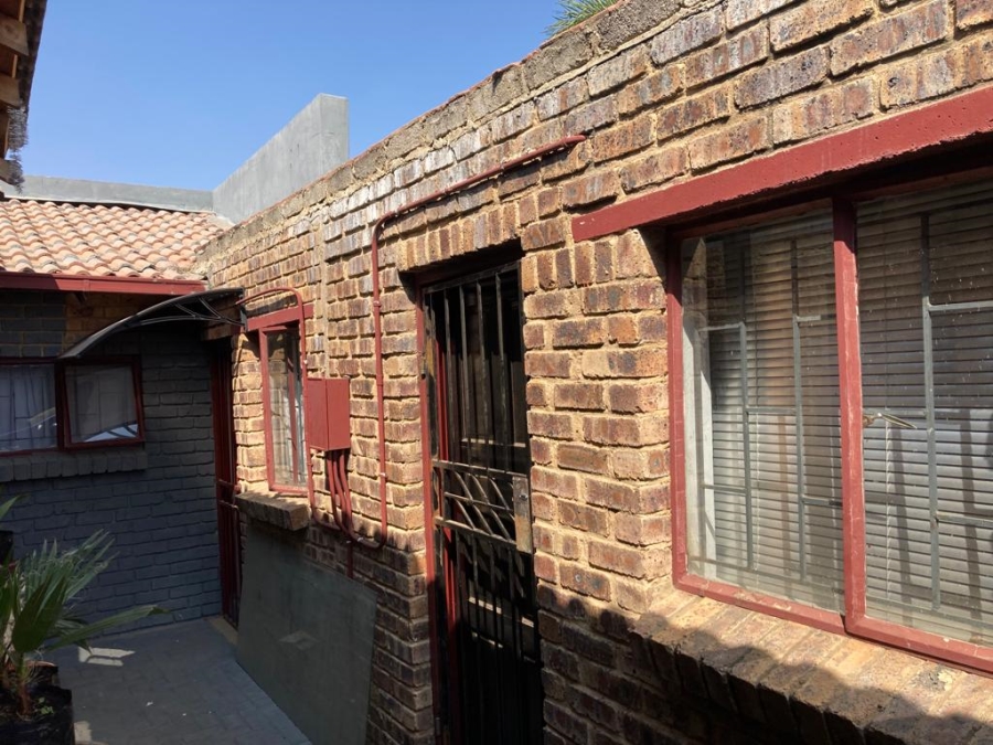 3 Bedroom Property for Sale in Moretele View Gauteng