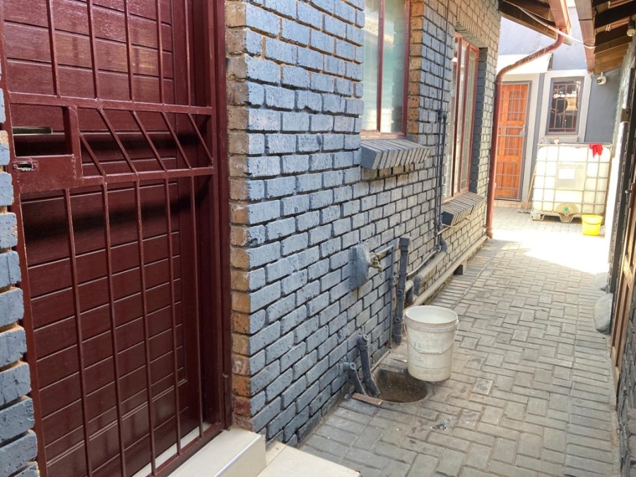 3 Bedroom Property for Sale in Moretele View Gauteng