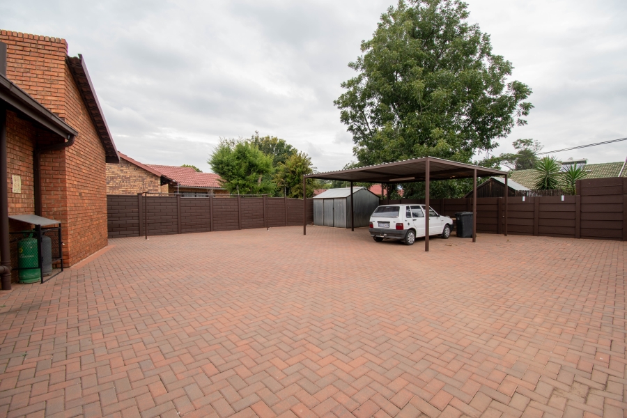 3 Bedroom Property for Sale in Mayfield Park Gauteng