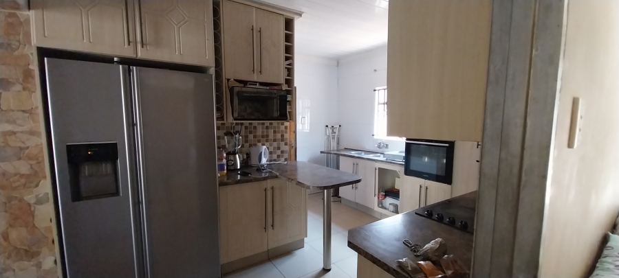 3 Bedroom Property for Sale in Drieziek Gauteng