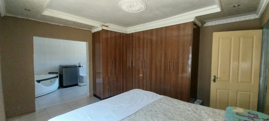 3 Bedroom Property for Sale in Drieziek Gauteng