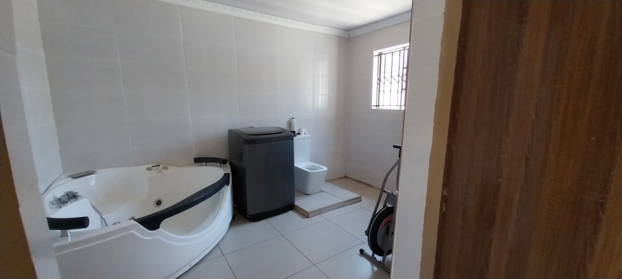 3 Bedroom Property for Sale in Drieziek Gauteng