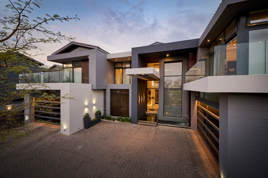 5 Bedroom Property for Sale in Waterfall Country Estate Gauteng