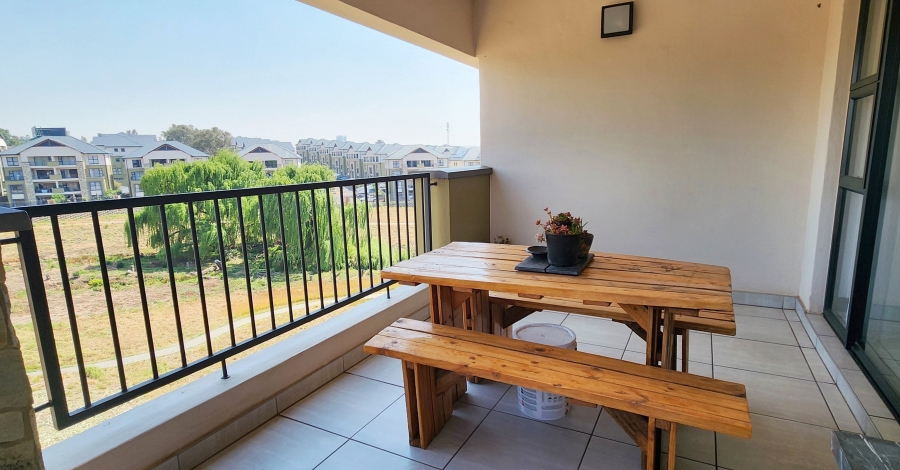 1 Bedroom Property for Sale in Waterfall Gauteng