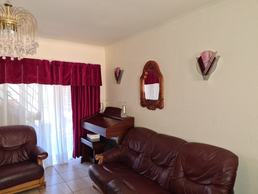 2 Bedroom Property for Sale in Rangeview Gauteng