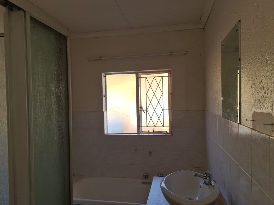 2 Bedroom Property for Sale in Rangeview Gauteng