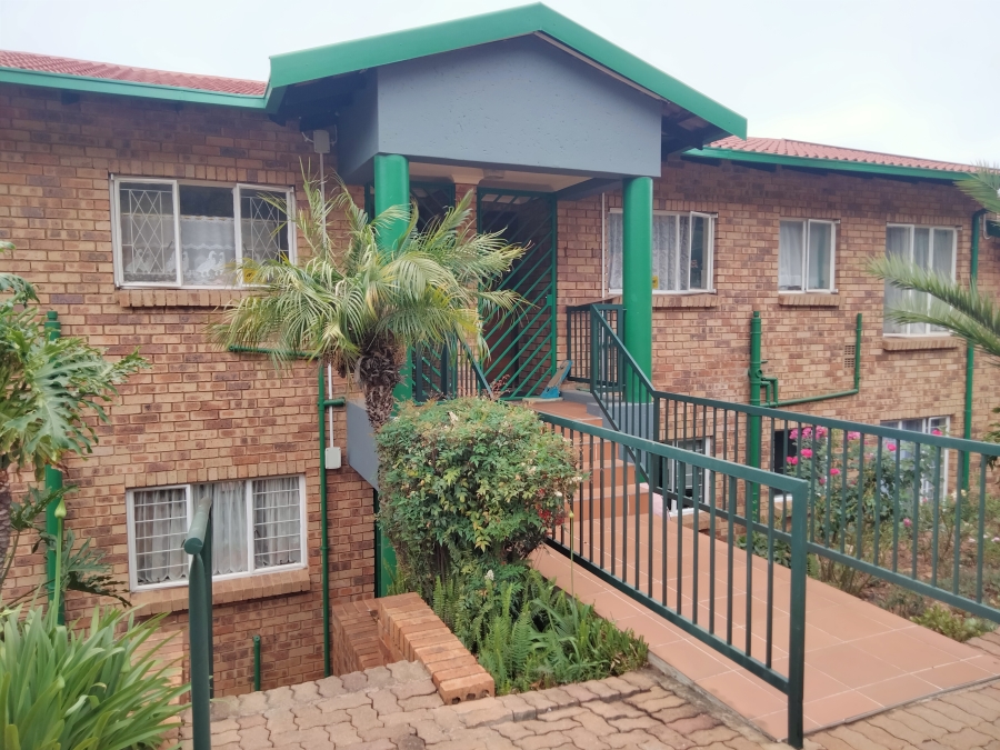 2 Bedroom Property for Sale in Rangeview Gauteng