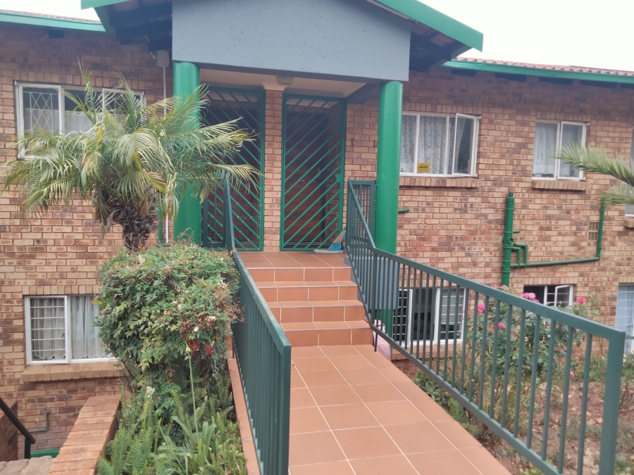 2 Bedroom Property for Sale in Rangeview Gauteng