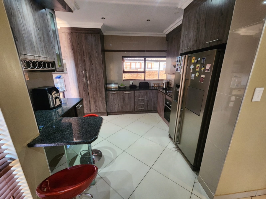 4 Bedroom Property for Sale in Montana Park Gauteng