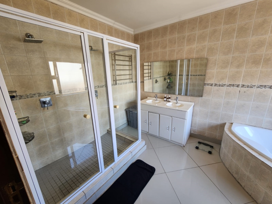 4 Bedroom Property for Sale in Montana Park Gauteng