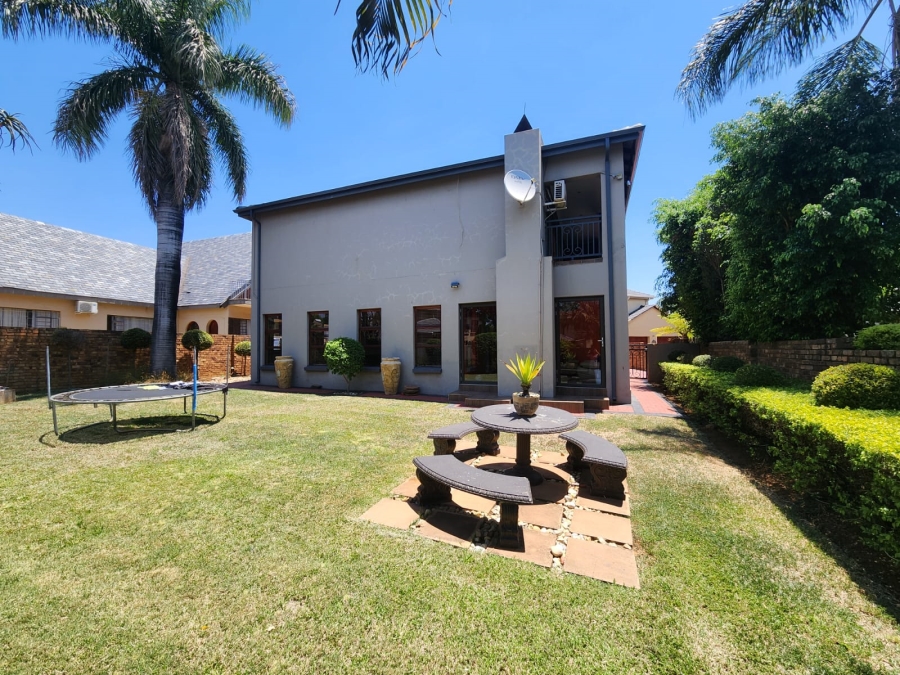 4 Bedroom Property for Sale in Montana Park Gauteng