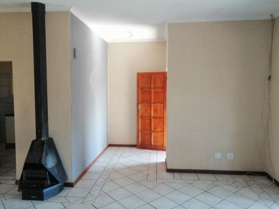 To Let 3 Bedroom Property for Rent in Moreleta Park Gauteng