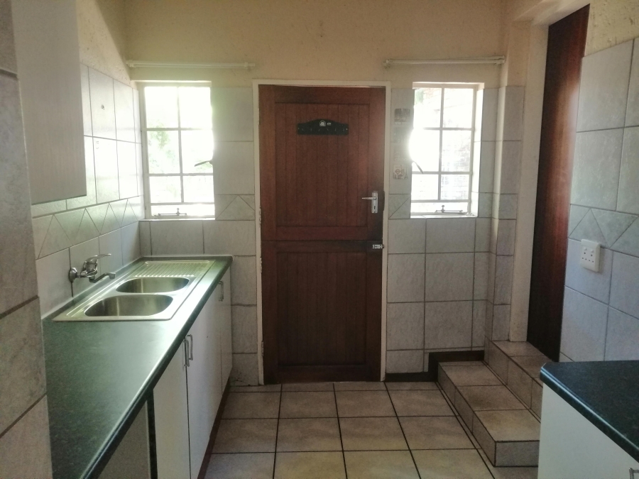 To Let 3 Bedroom Property for Rent in Moreleta Park Gauteng