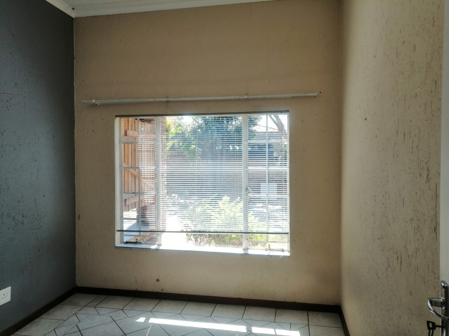 To Let 3 Bedroom Property for Rent in Moreleta Park Gauteng