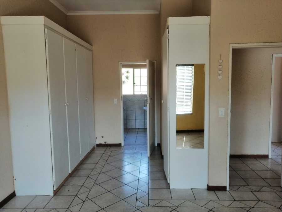 To Let 3 Bedroom Property for Rent in Moreleta Park Gauteng