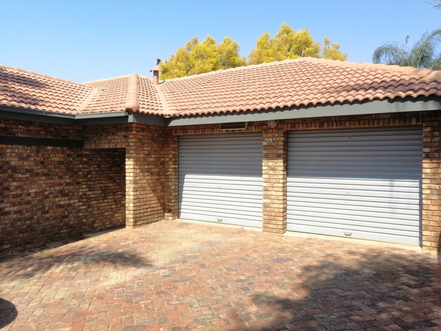 To Let 3 Bedroom Property for Rent in Moreleta Park Gauteng