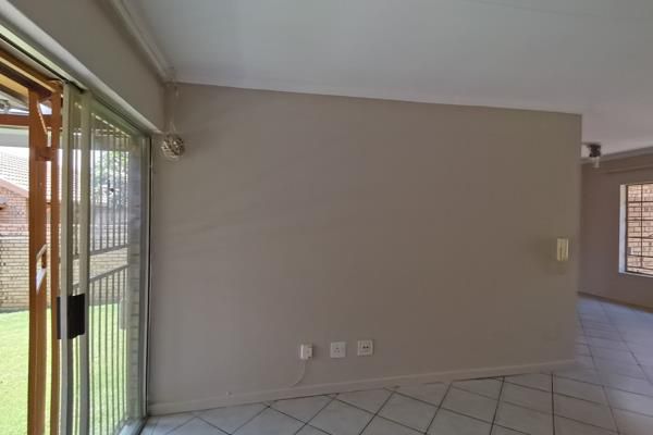 To Let 2 Bedroom Property for Rent in Magalieskruin Gauteng