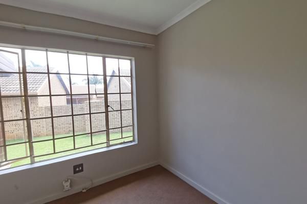 To Let 2 Bedroom Property for Rent in Magalieskruin Gauteng