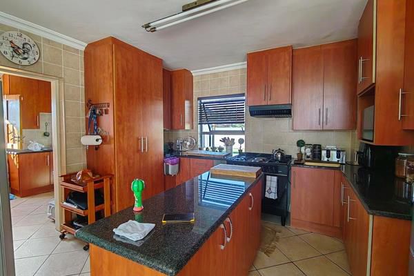 To Let 6 Bedroom Property for Rent in Montana Park Gauteng