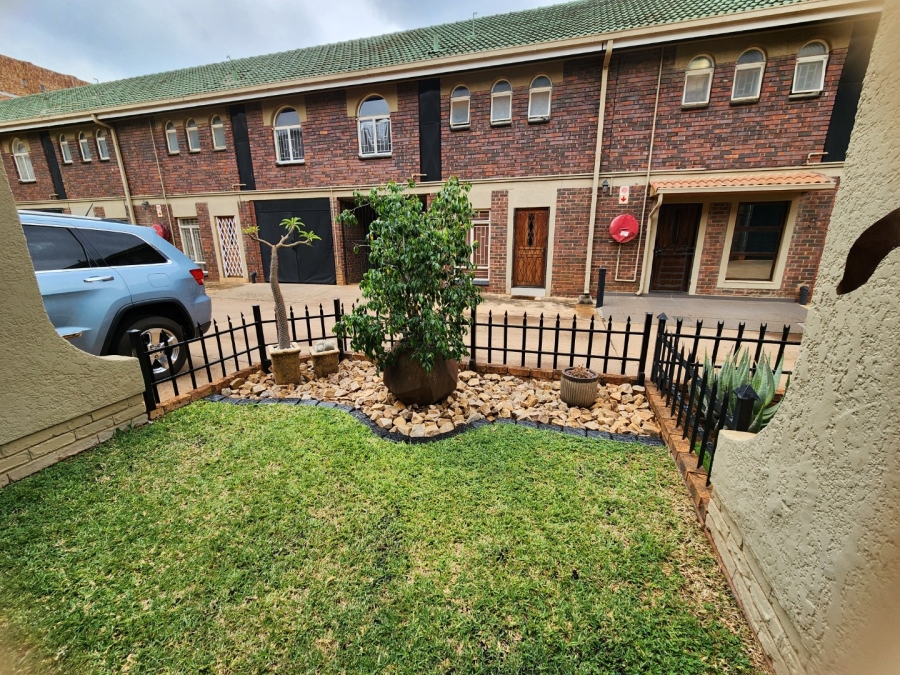 3 Bedroom Property for Sale in Pretoria North Gauteng