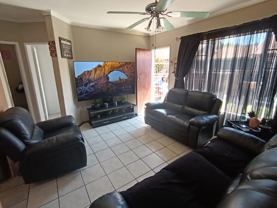 3 Bedroom Property for Sale in Terenure Gauteng