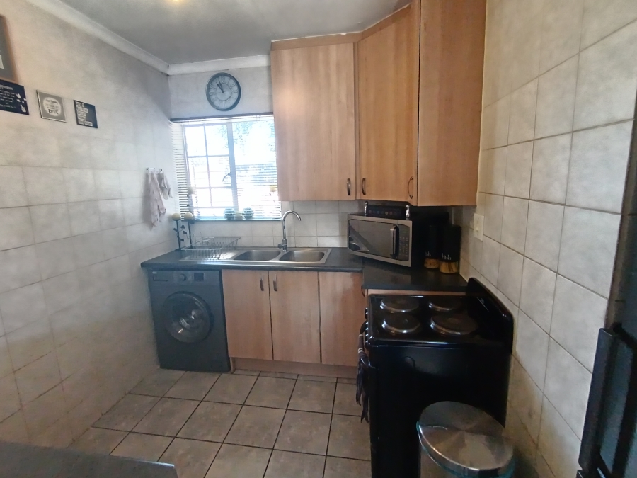 3 Bedroom Property for Sale in Terenure Gauteng