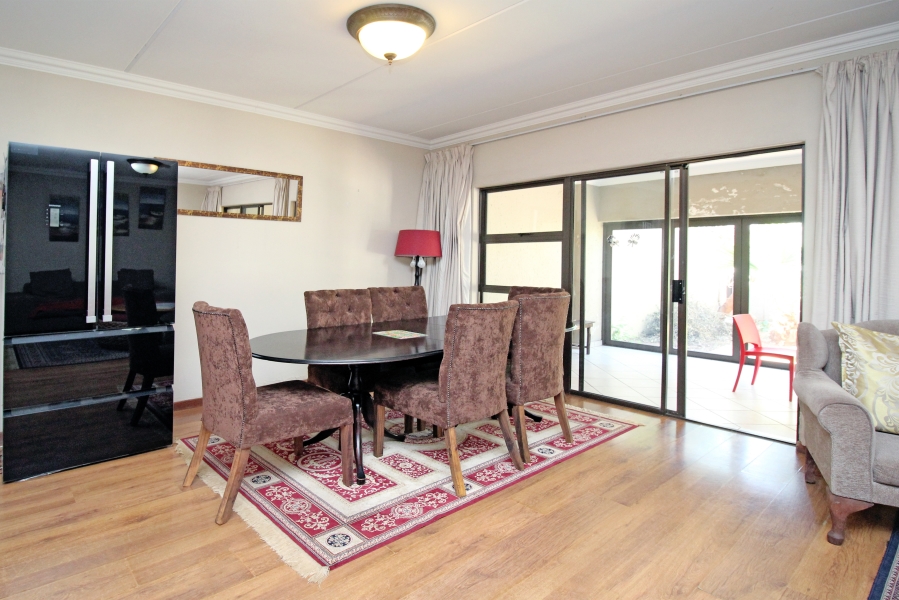 To Let 3 Bedroom Property for Rent in Fairland Gauteng