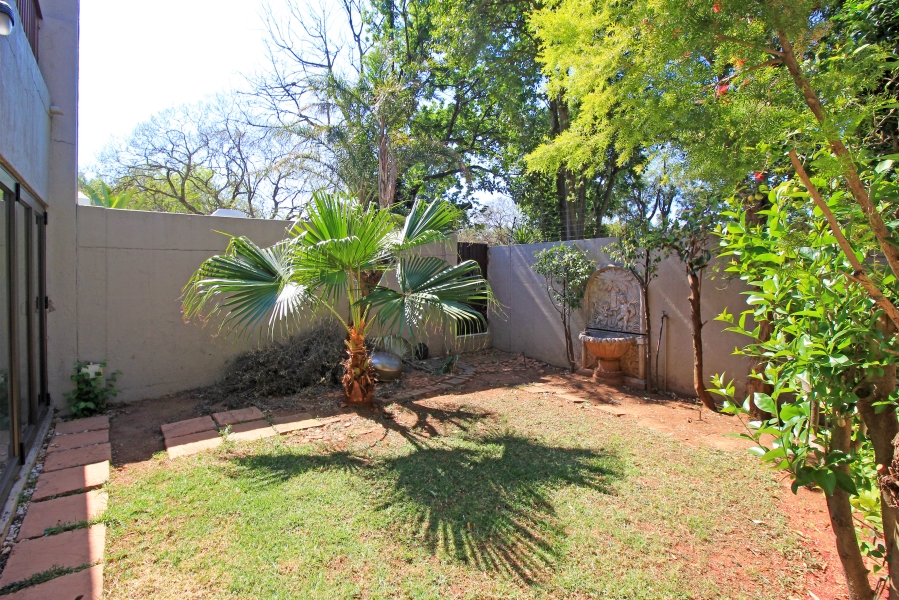 To Let 3 Bedroom Property for Rent in Fairland Gauteng