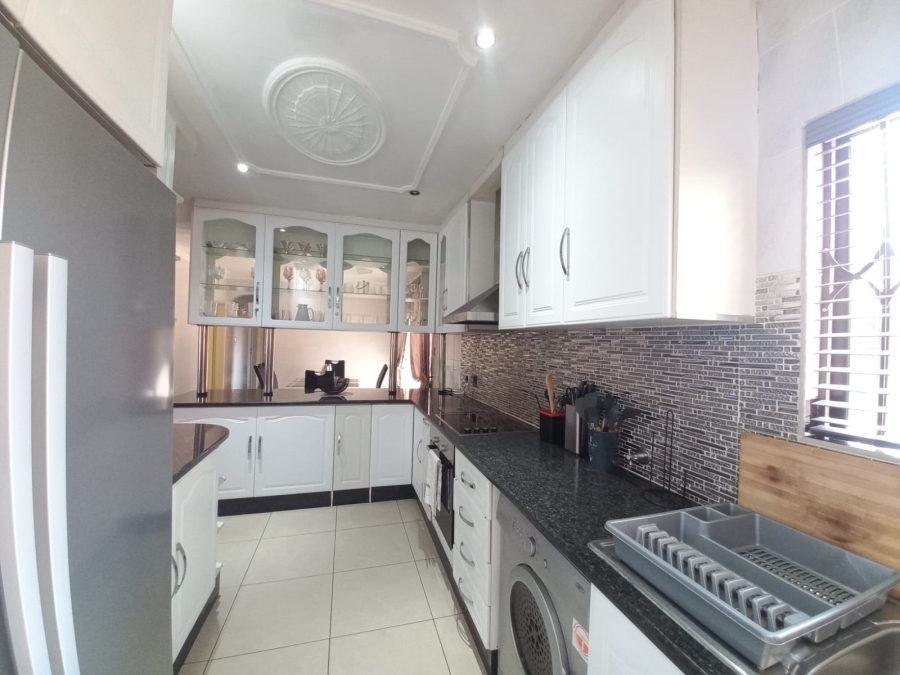 4 Bedroom Property for Sale in Dalpark Gauteng