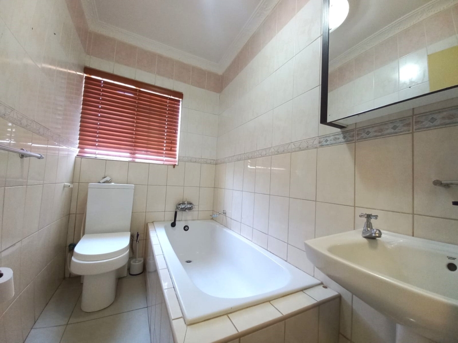 4 Bedroom Property for Sale in Dalpark Gauteng