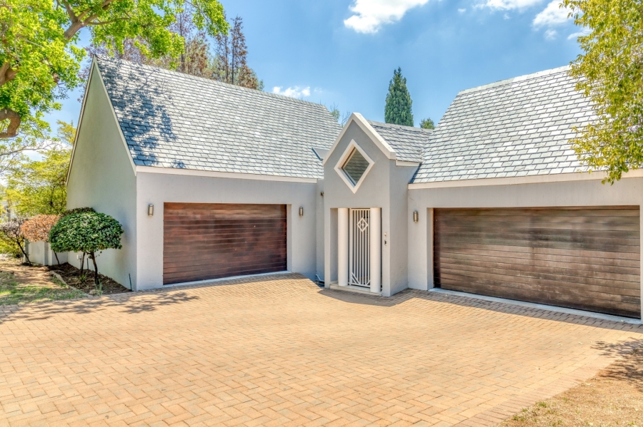 To Let 4 Bedroom Property for Rent in Fourways Gardens Gauteng