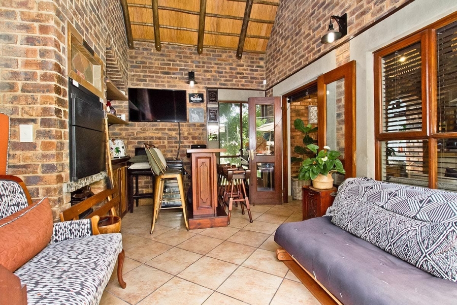 3 Bedroom Property for Sale in Glen Marais Gauteng