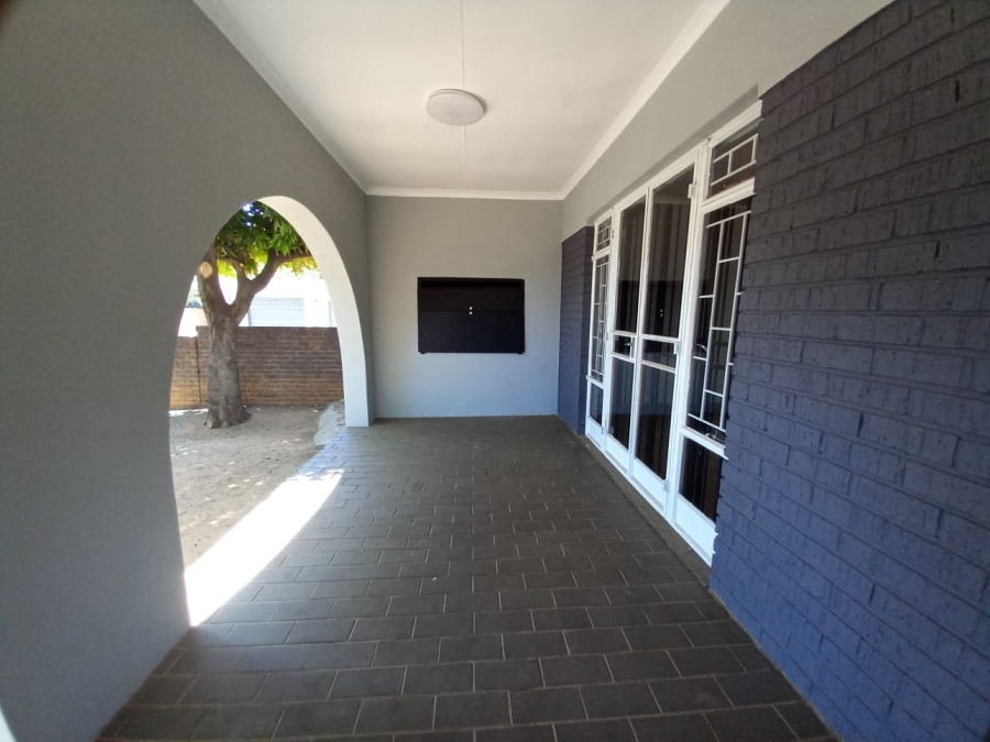 6 Bedroom Property for Sale in Montana Gauteng