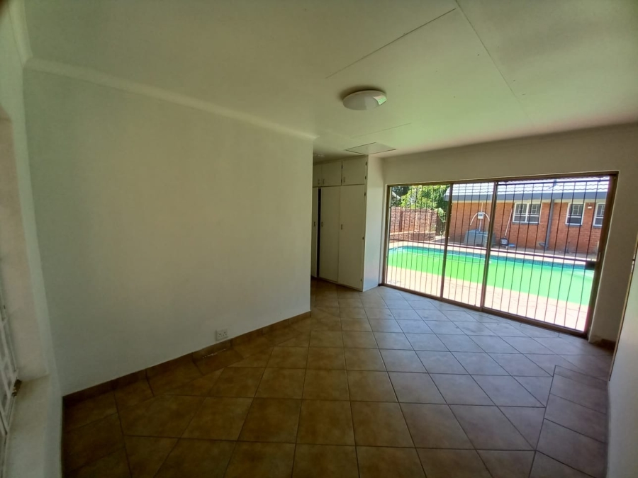 6 Bedroom Property for Sale in Montana Gauteng