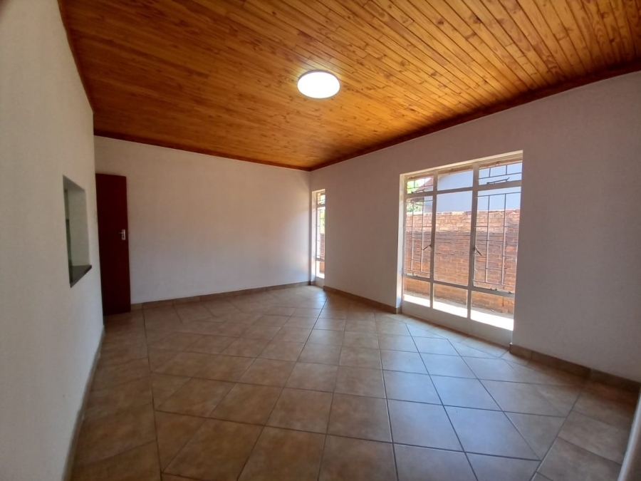 6 Bedroom Property for Sale in Montana Gauteng